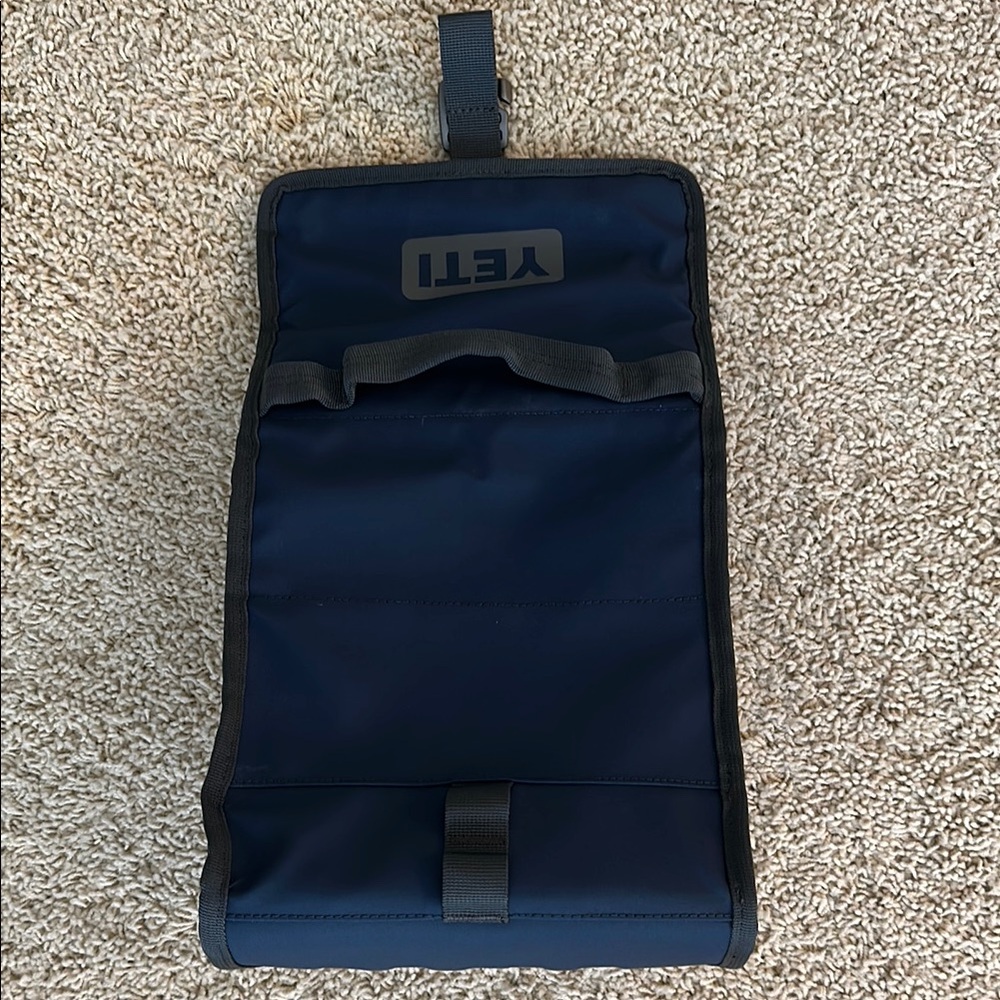 YETI Navy Lunch Bag